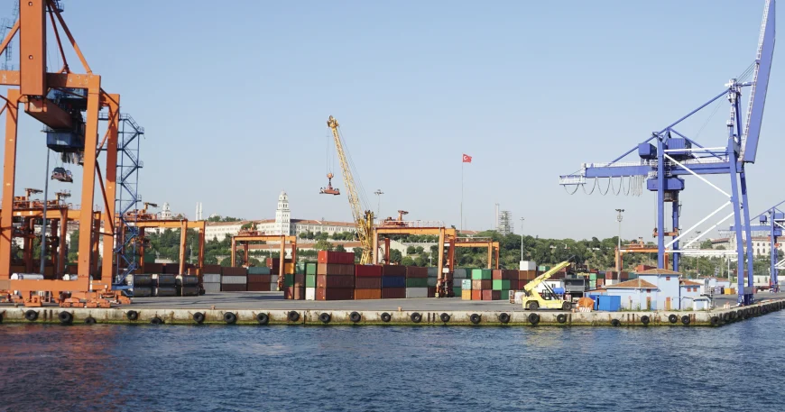 Sea Cargo in Qatar